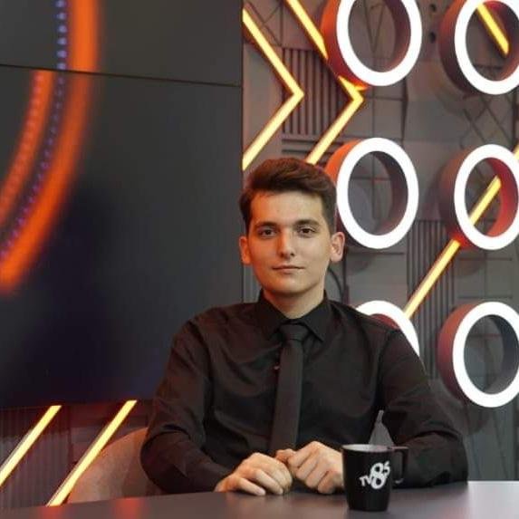 EDEBİYAT DÜNYASININ UMUT’U VAR