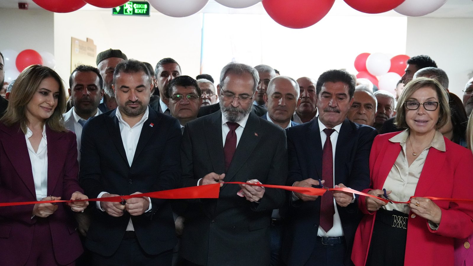 TARSUS BELEDİYESİ, ÜCRETSİZ EĞİTİM İMKÂNI SUNAN “KURS MERKEZİ”Nİ AÇTI