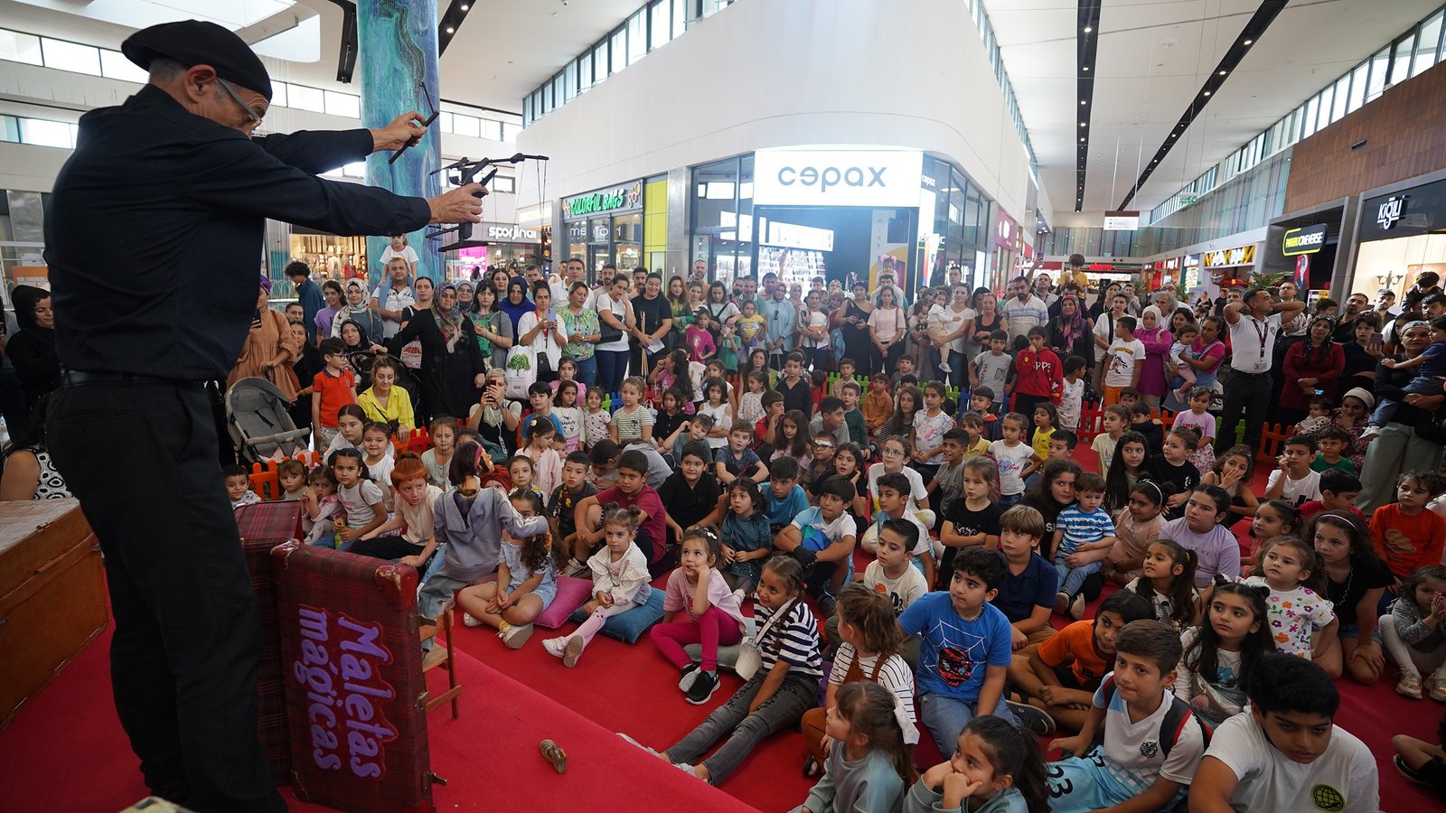 2.ULUSLARARASI TARSUS KUKLA FESTİVALİ YOĞUN İLGİ GÖRÜYOR