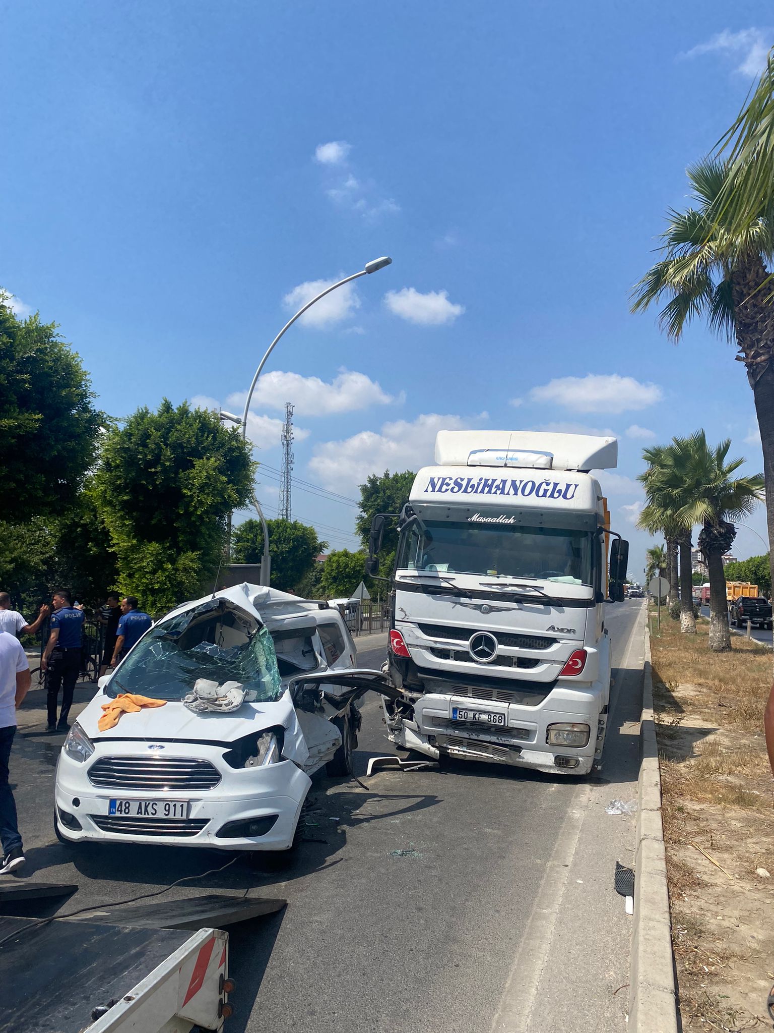 TARSUS’TA MEYDANA GELEN FECİ KAZADA 1 KİŞİ HAYATINI KAYBETTİ 