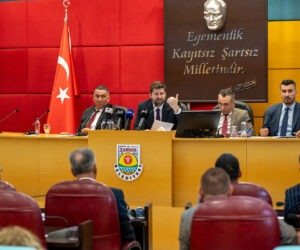 TARSUS BELEDİYE MECLİSİ’NDE GÜNDEME DAİR ÖNEMLİ AÇIKLAMALAR YAPILDI