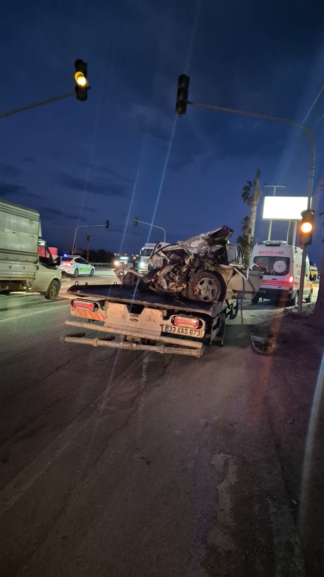 TARSUS’TA FECİ KAZA:1 KİŞİ YAŞAMINI YİTİRDİ