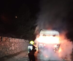 Otoyolda tır yangını 
