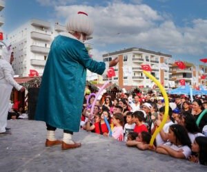 TARSUS’TA 23 NİSAN COŞKUSU DEVAM EDİYOR