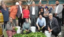 BAŞKAN BOLTAÇ KÖYLÜ PAZARI ESNAFINI ZİYARET ETTİ